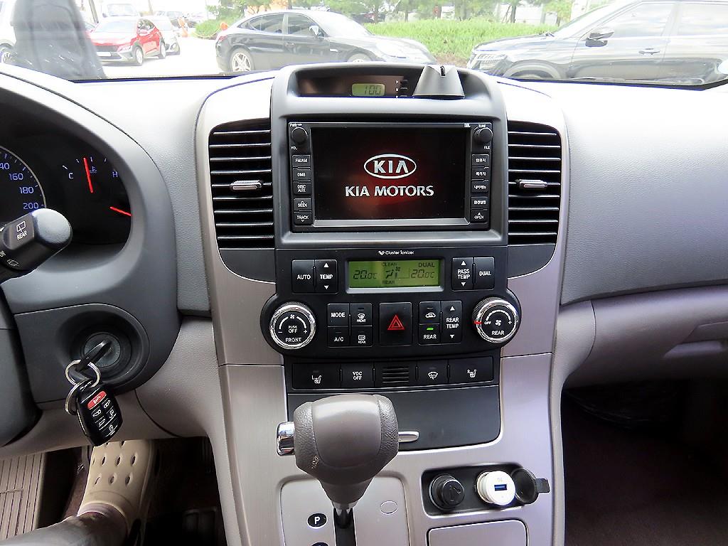 KIA Carnival 2013 Blanco - Importación desde Corea - HF Imports Iquique - Foto 14