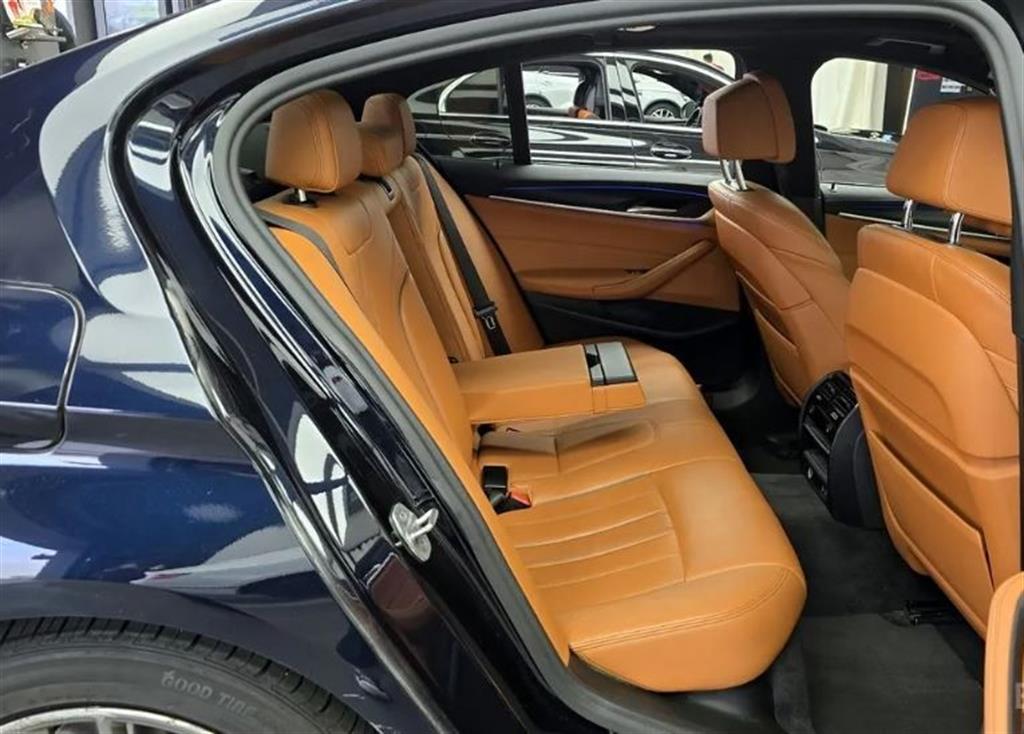 BMW 5 Series 2021 Negro - Importación desde Corea - HF Imports Iquique - Foto 9