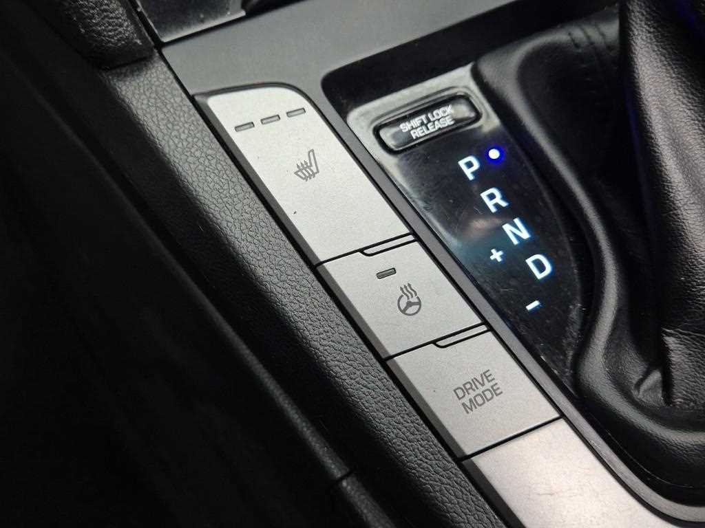 HYUNDAI Avante 2017 Gris - Importación desde Corea - HF Imports Iquique - Foto 18