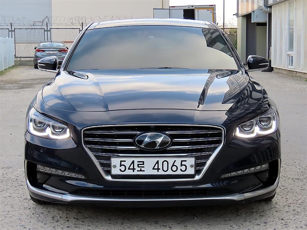 HYUNDAI Grandeur 2018 Azul - Importación desde Corea - HF Imports Iquique - Foto 1