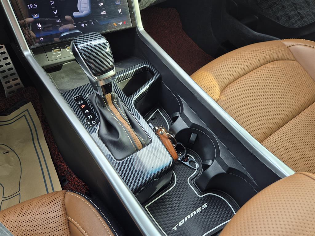 Ssangyong Torres - Vista 10