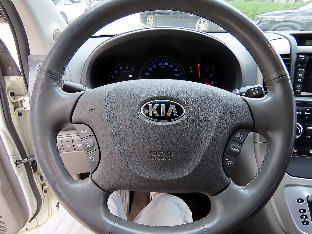 KIA Carnival - Vista 9