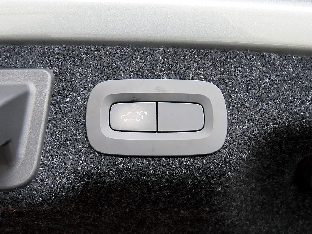 Volvo S90 2017 Gris - Importación desde Corea - HF Imports Iquique - Foto 17