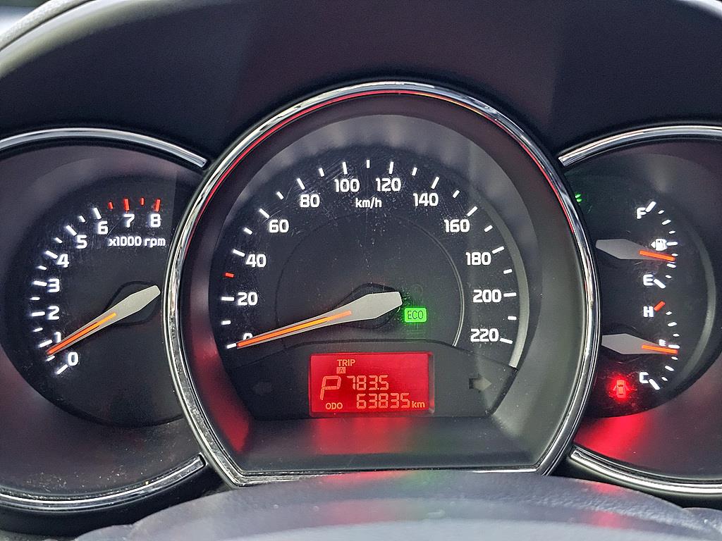 KIA Pride - Vista 7