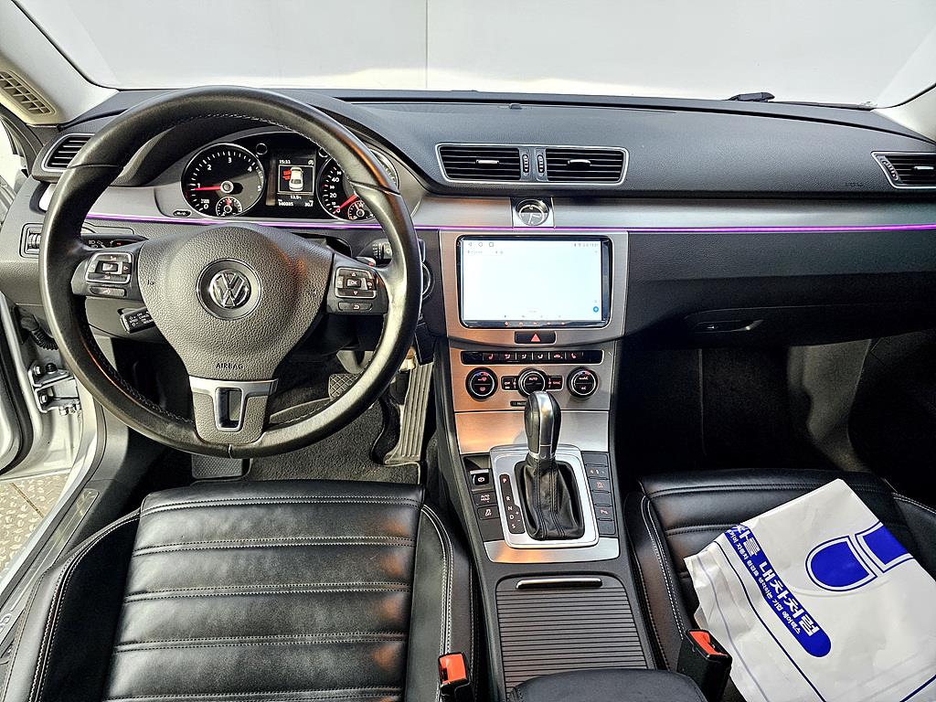 Volkswagen CC - Vista 5