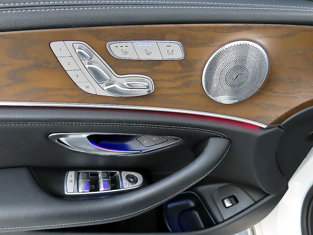 Mercedes Benz E class - Vista 11