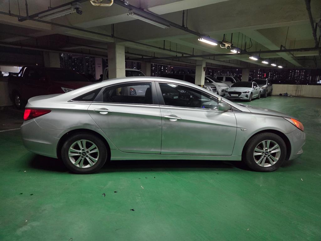 HYUNDAI Sonata - Vista 5