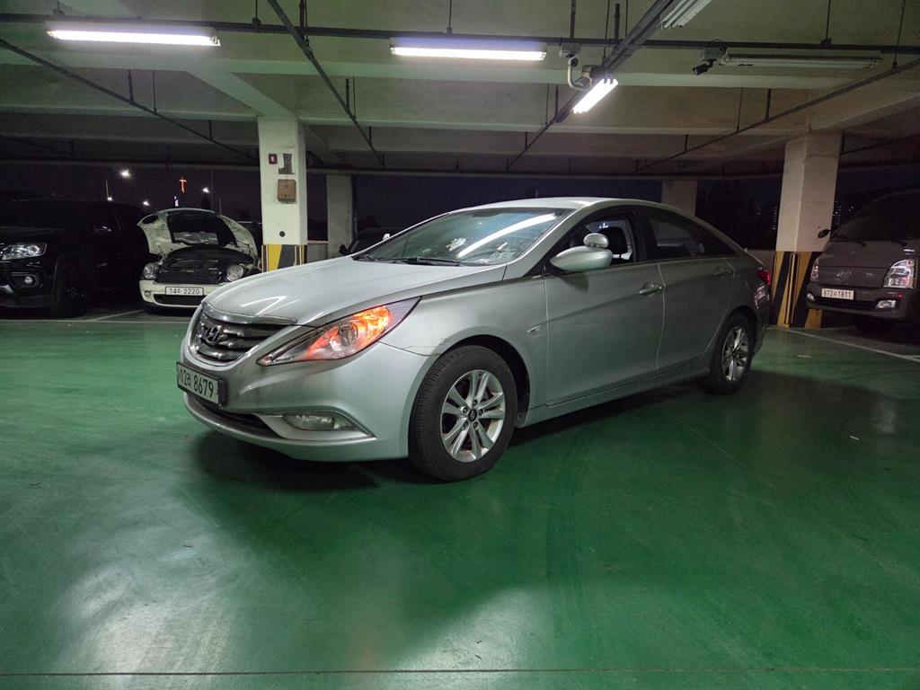HYUNDAI Sonata 2010 Plateado - Importación desde Corea - HF Imports Iquique - Foto 1