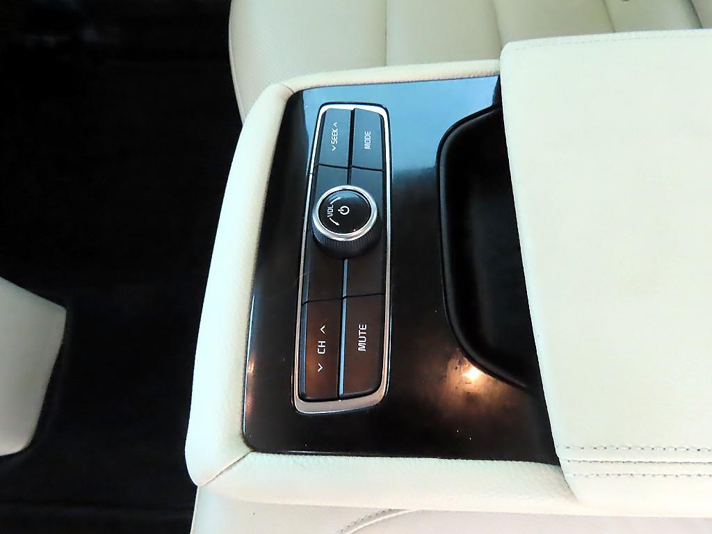 KIA K7 2016 Negro - Importación desde Corea - HF Imports Iquique - Foto 18