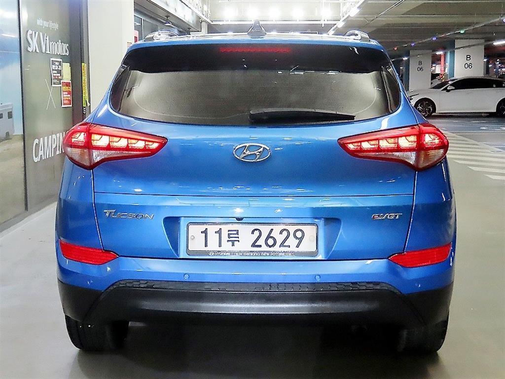 HYUNDAI Tucson - Vista 5