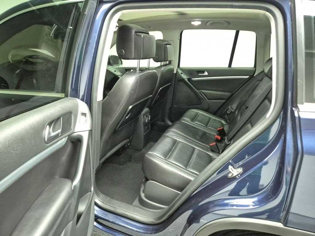 Volkswagen Tiguan - Vista 12