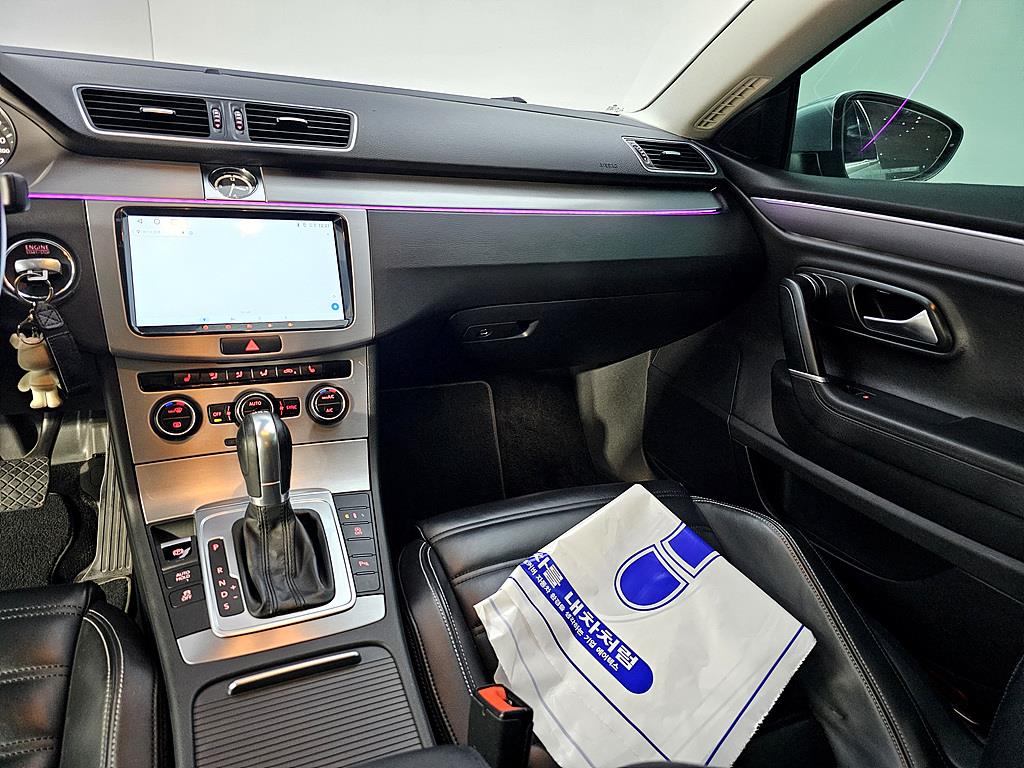 Volkswagen CC - Vista 10