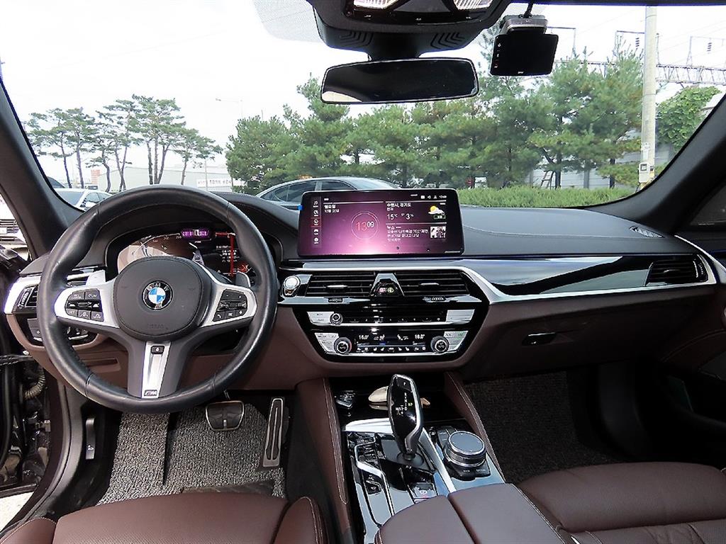 BMW 5 Series - Vista 7