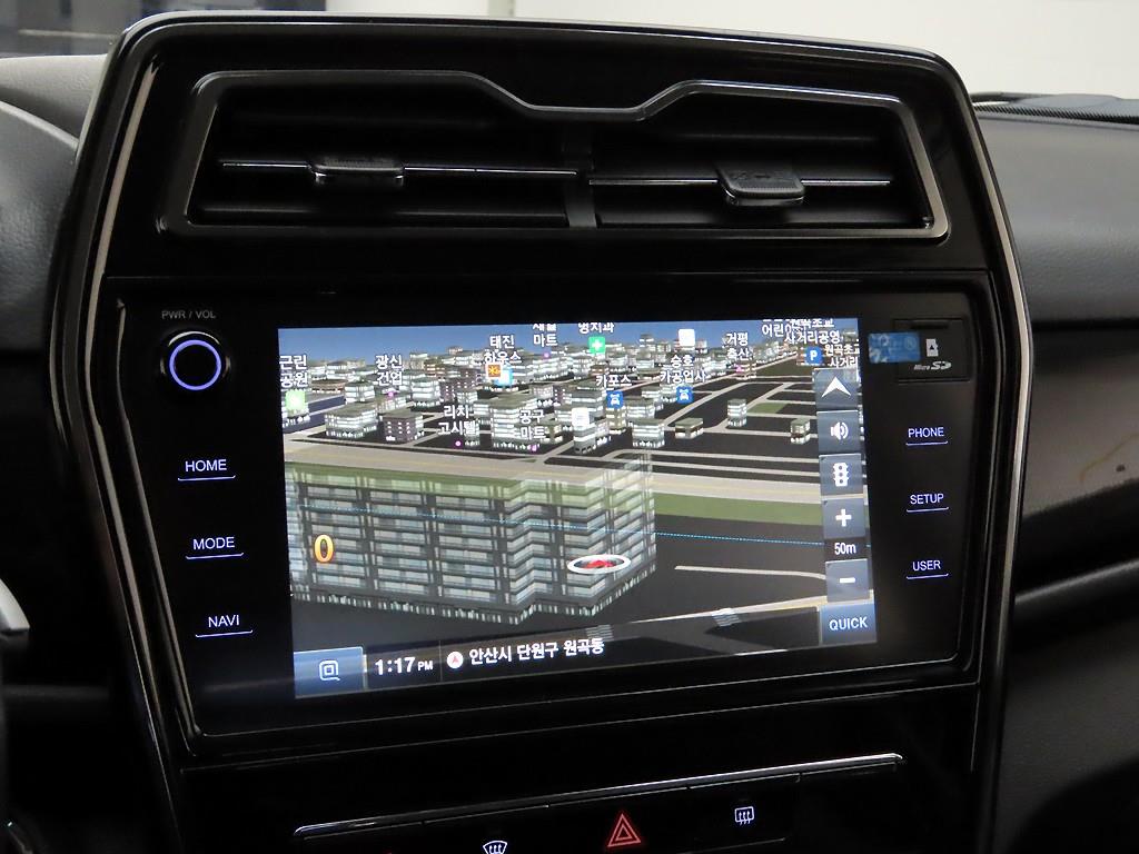 Ssangyong Tivoli - Vista 9