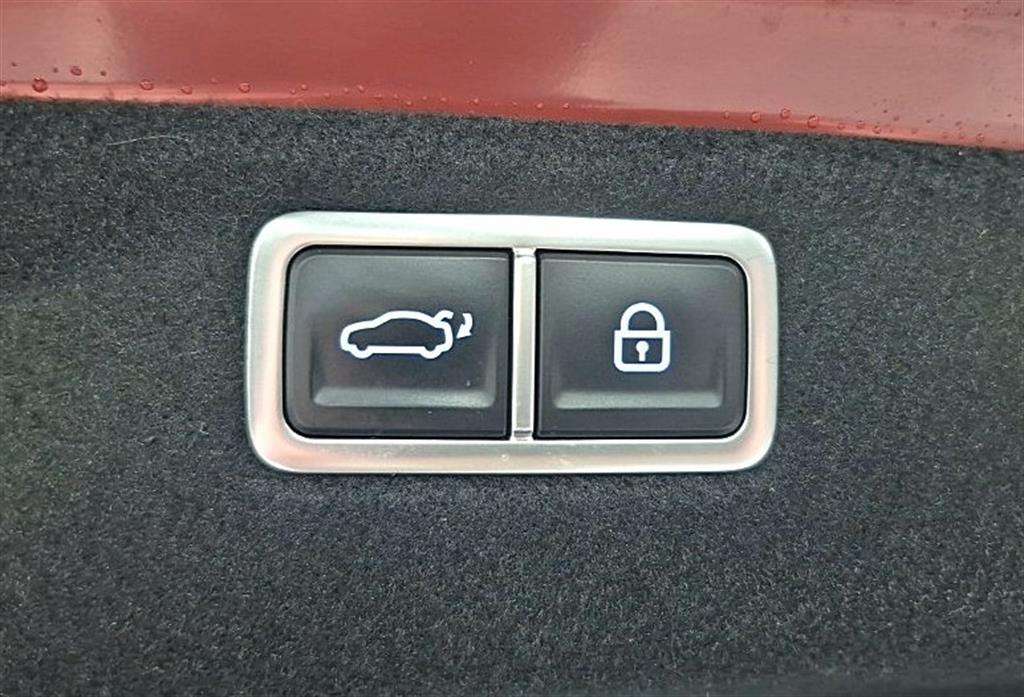 Genesis G70 2024 Rojo - Importación desde Corea - HF Imports Iquique - Foto 18