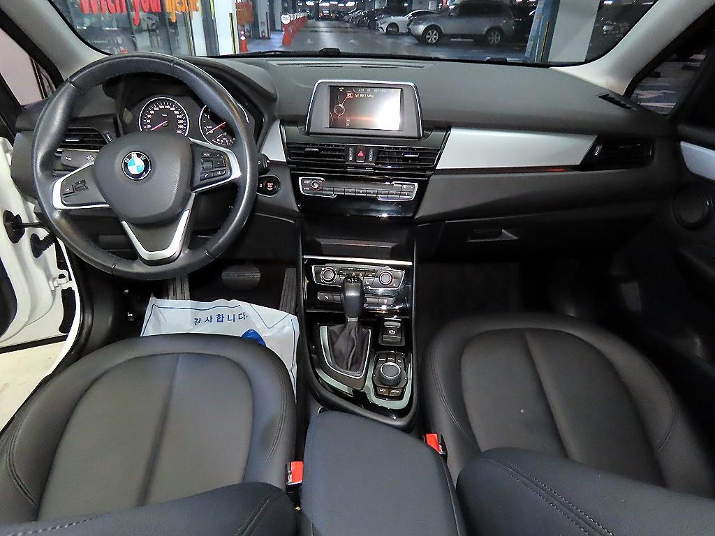 BMW 2 series - Vista 10