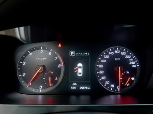 HYUNDAI Sonata - Vista 12