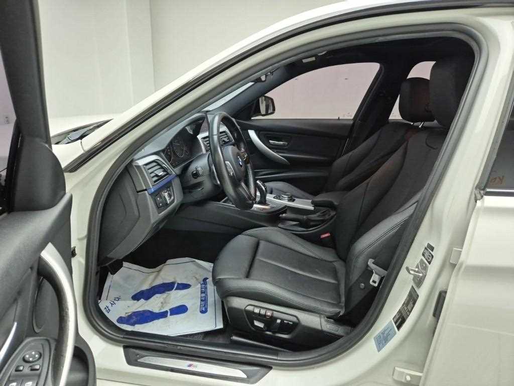 BMW 3 series - Vista 11