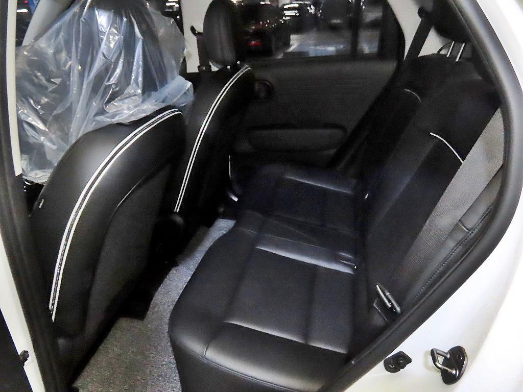 HYUNDAI Casper - Vista 7