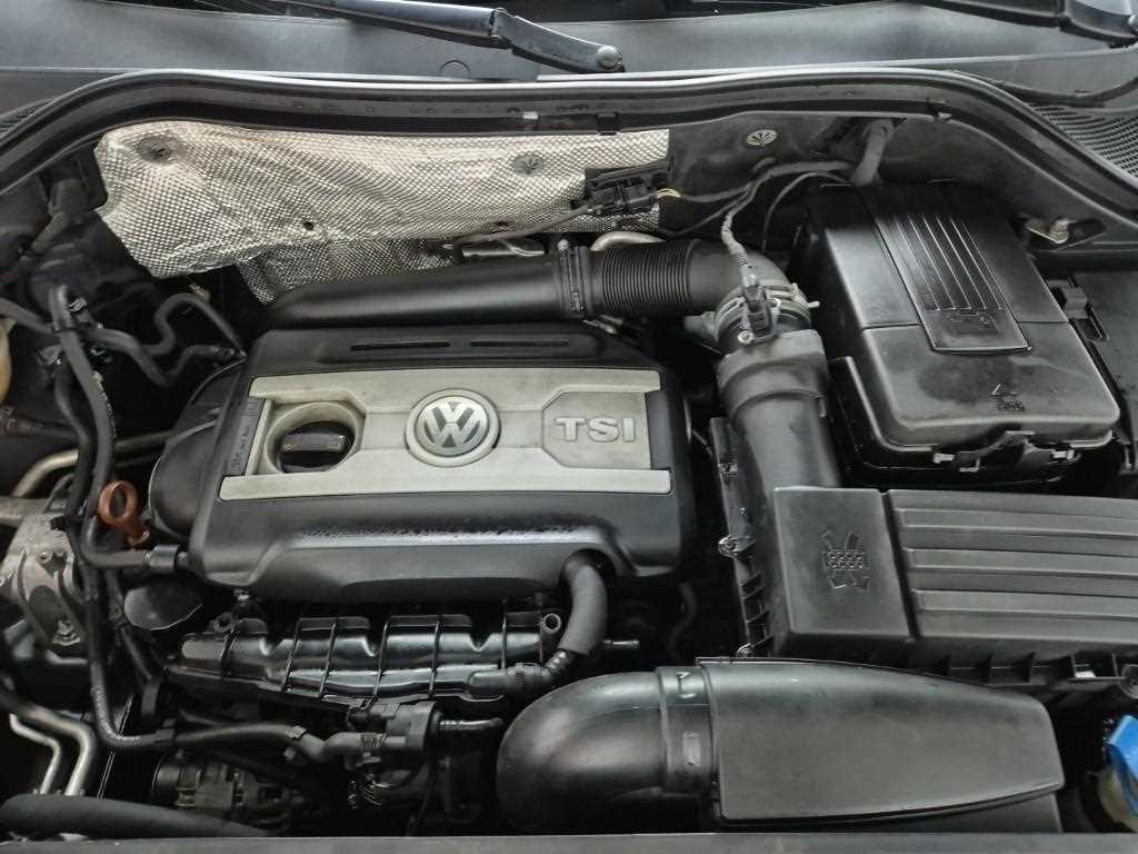 Volkswagen Tiguan - Vista 5