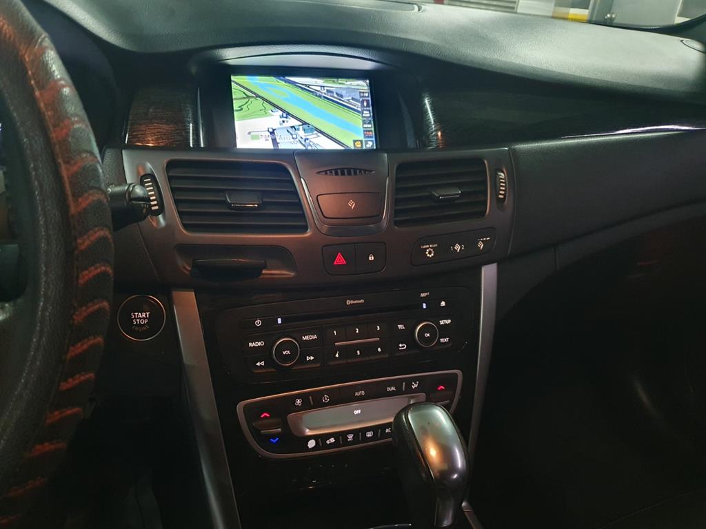 SAMSUNG SM5 2013 Plateado - Importación desde Corea - HF Imports Iquique - Foto 18