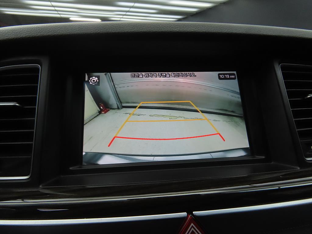 Genesis G80 - Vista 10