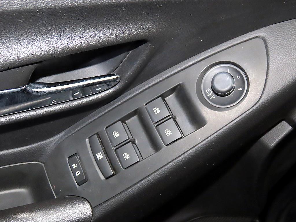 Chevrolet Trax 2015 Negro - Importación desde Corea - HF Imports Iquique - Foto 13
