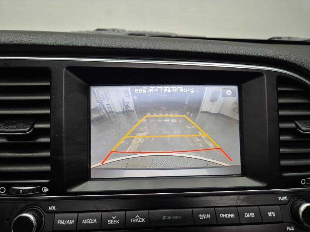 HYUNDAI Avante 2017 Gris - Importación desde Corea - HF Imports Iquique - Foto 15