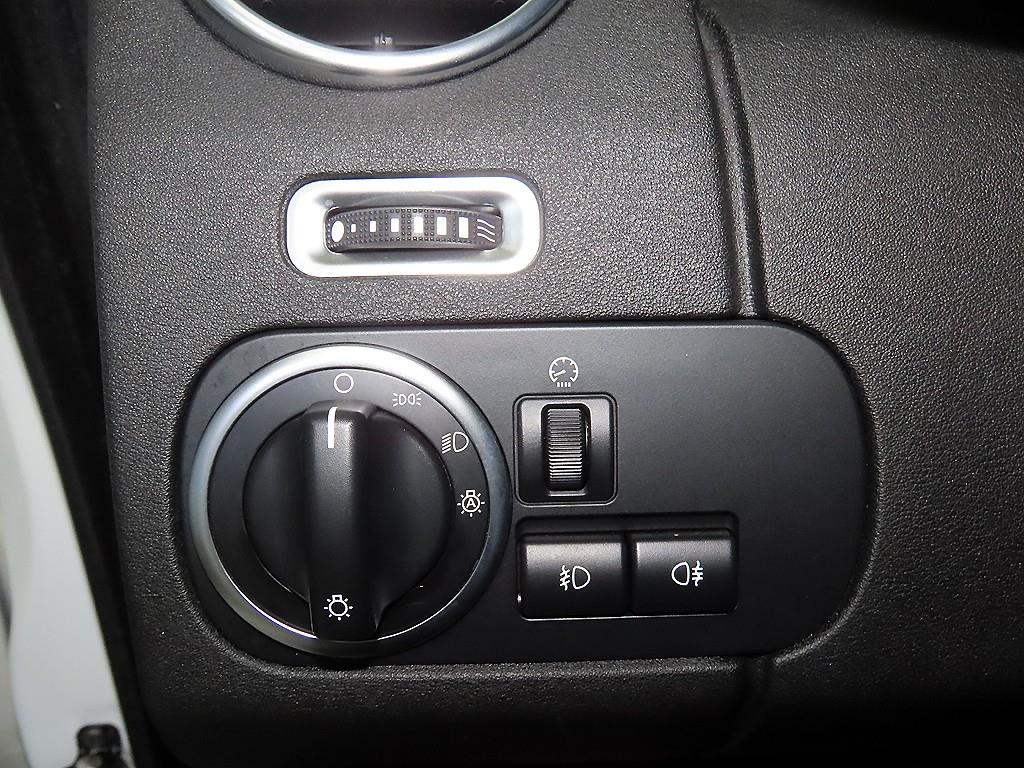 Land Rover Discovery 2016 Blanco - Importación desde Corea - HF Imports Iquique - Foto 13