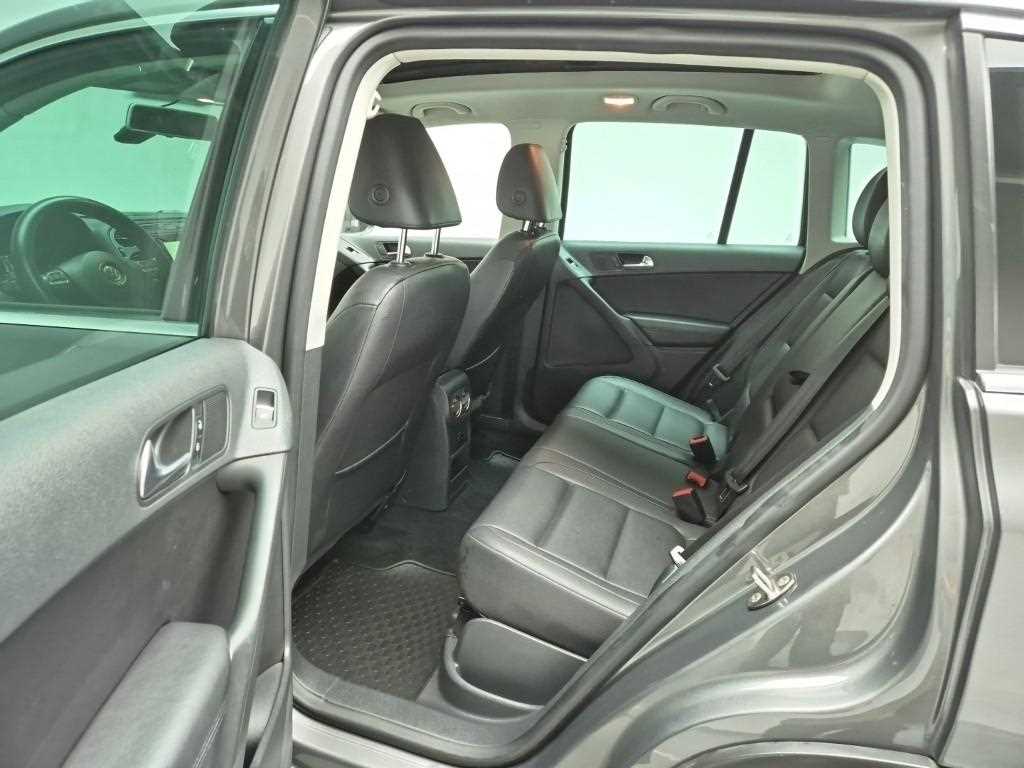Volkswagen Tiguan - Vista 12