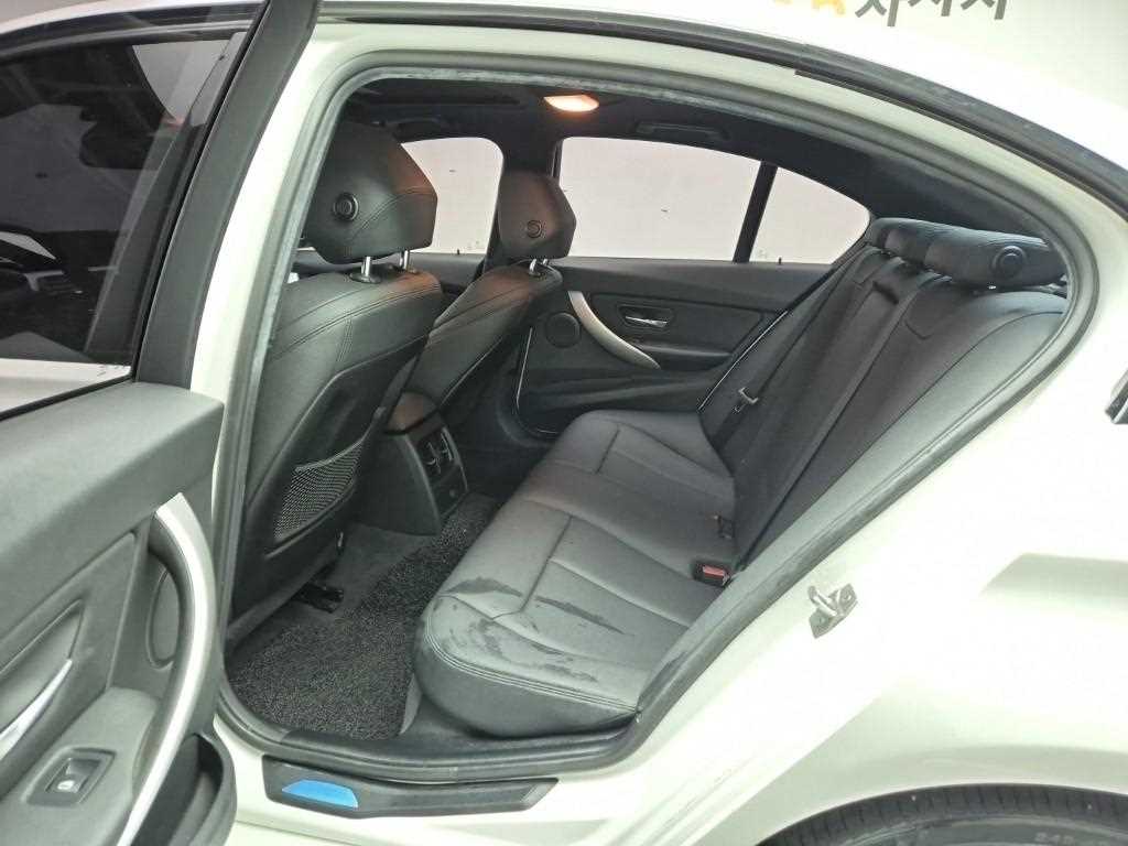 BMW 3 series - Vista 12