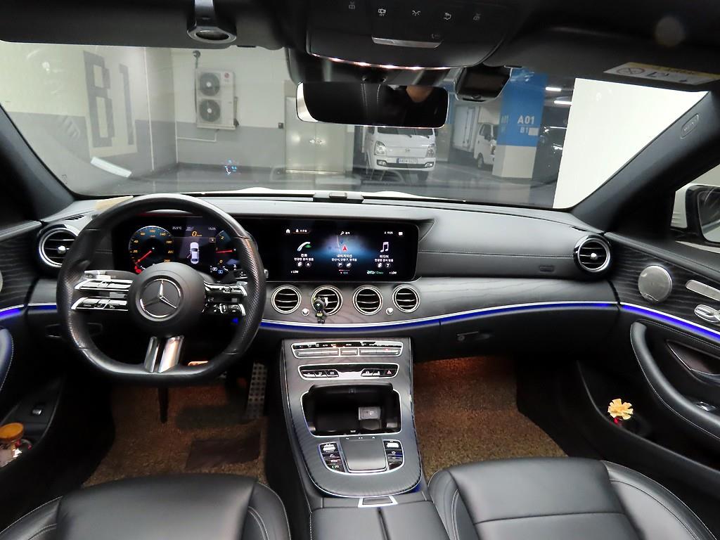 Mercedes Benz E class - Vista 6