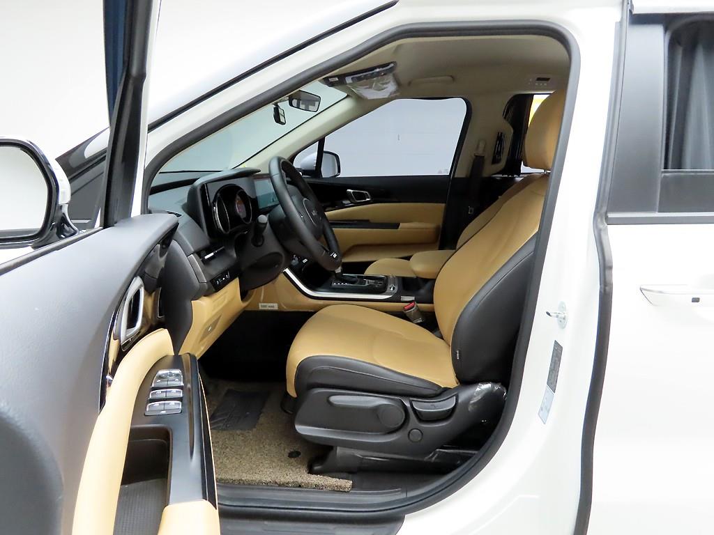 KIA Carnival 2023 - Importación desde Corea - HF Imports Iquique - Foto 13