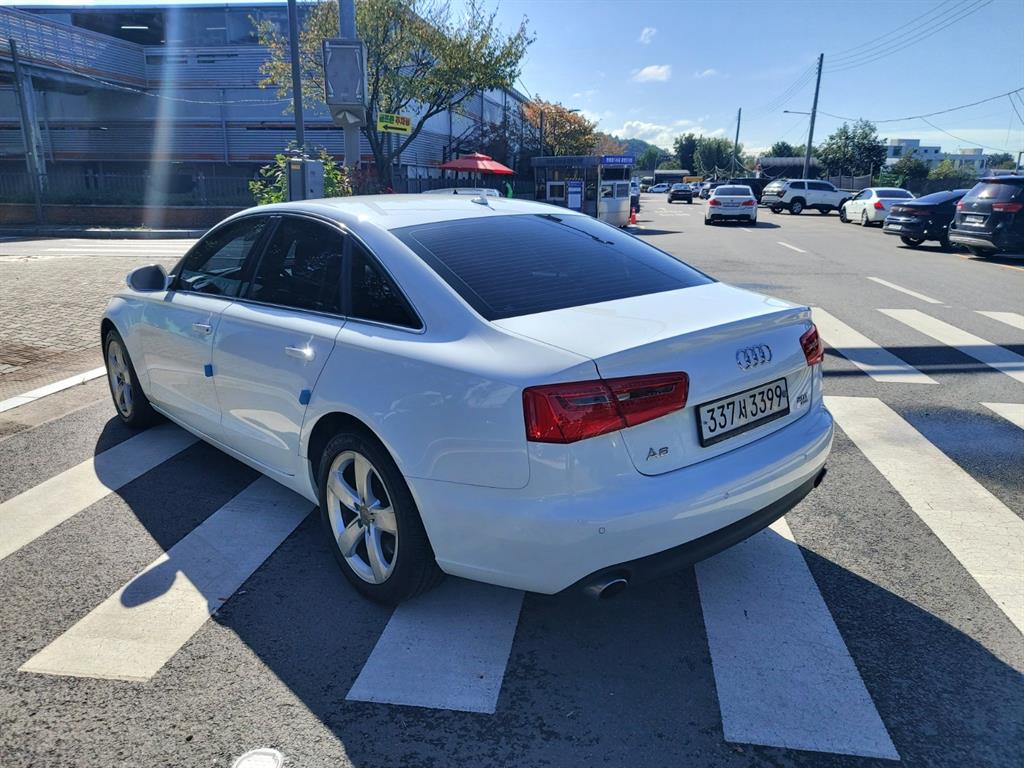 Audi A6 - Vista 5