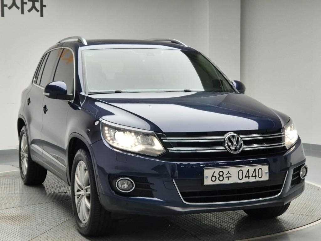 Volkswagen Tiguan - Vista 4