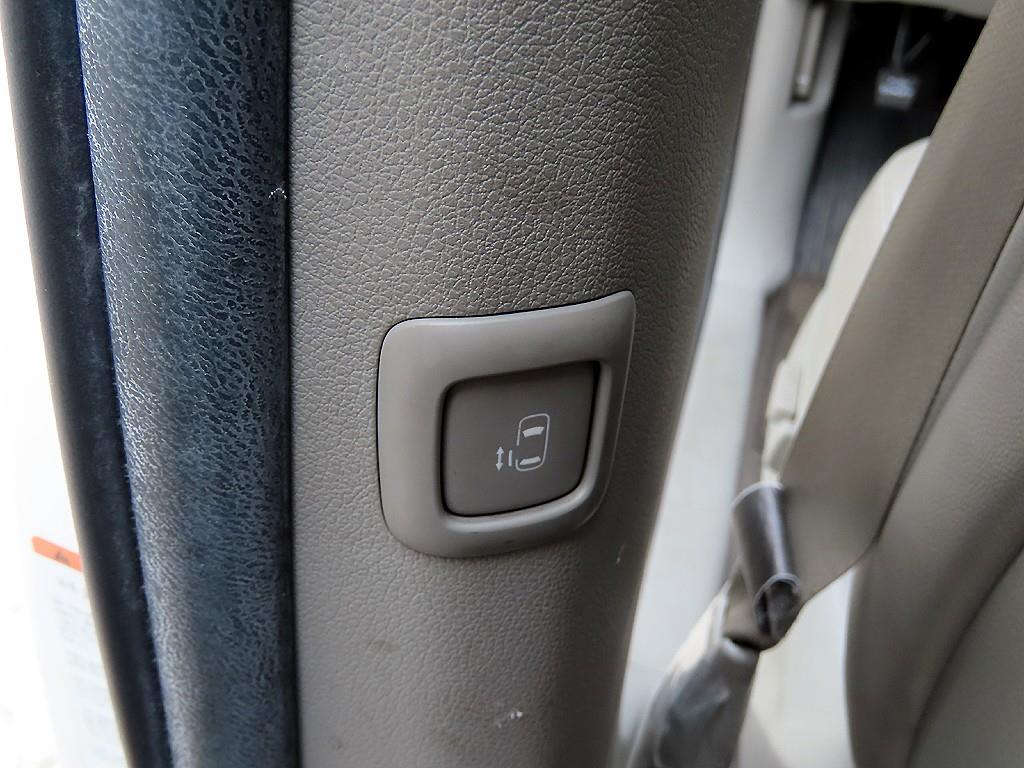 KIA Carnival 2016 Blanco - Importación desde Corea - HF Imports Iquique - Foto 17