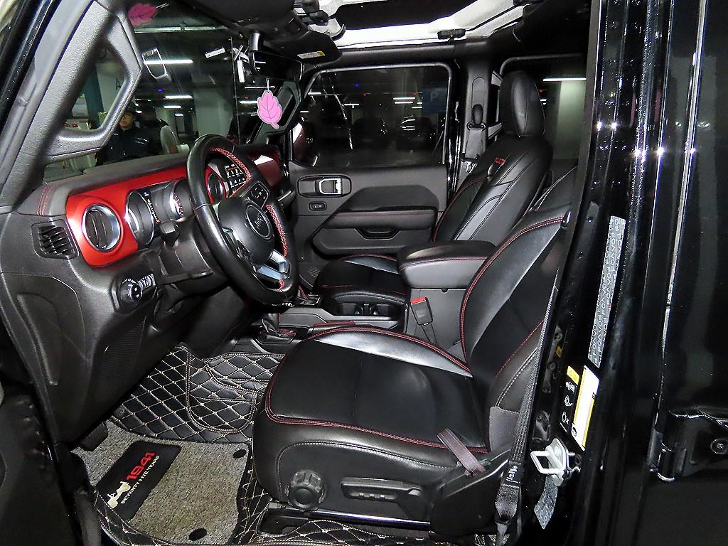 Jeep Wrangler - Vista 6