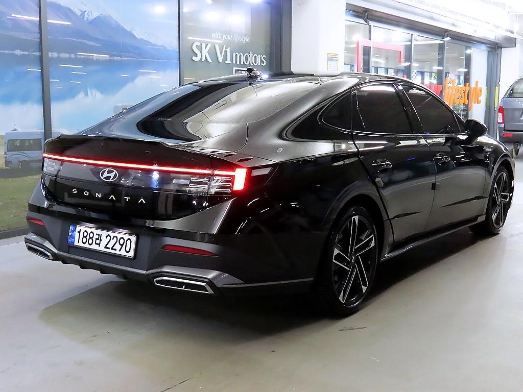 HYUNDAI Sonata - Vista 4