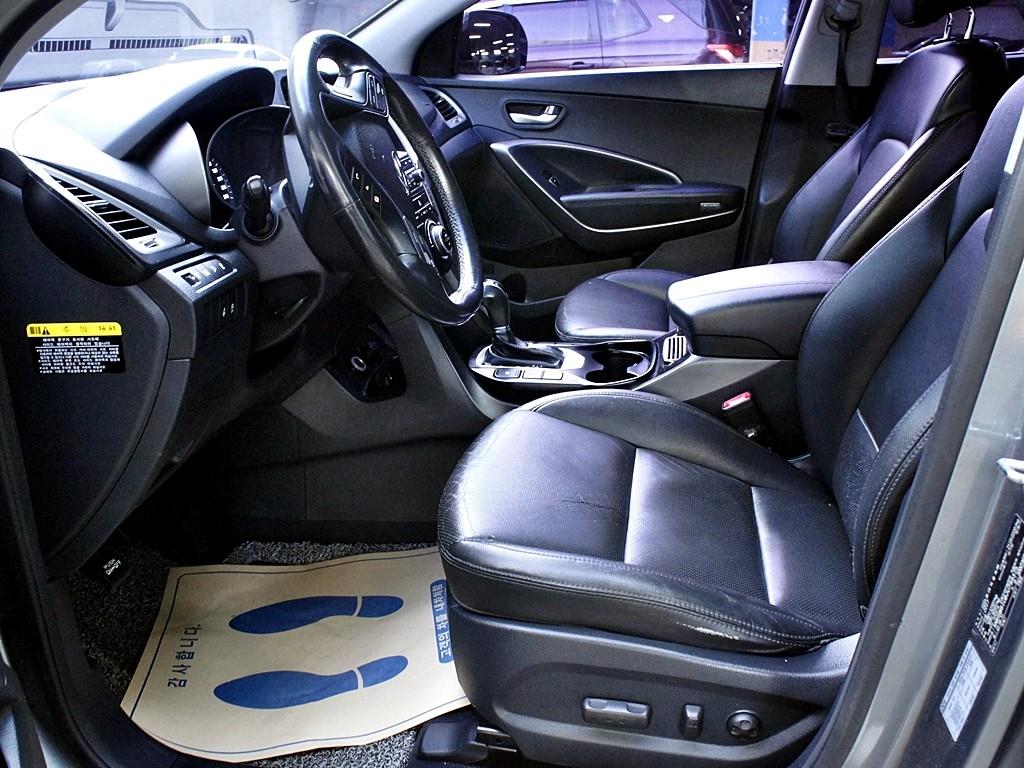 HYUNDAI Santa Fe - Vista 9