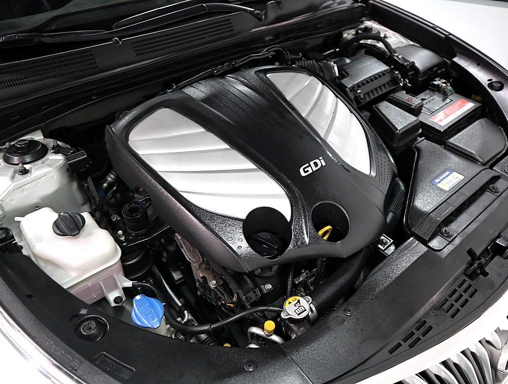 HYUNDAI Grandeur - Vista 6