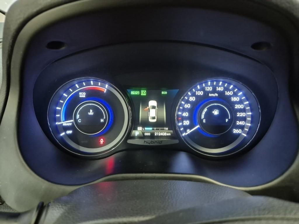 HYUNDAI Grandeur - Vista 6