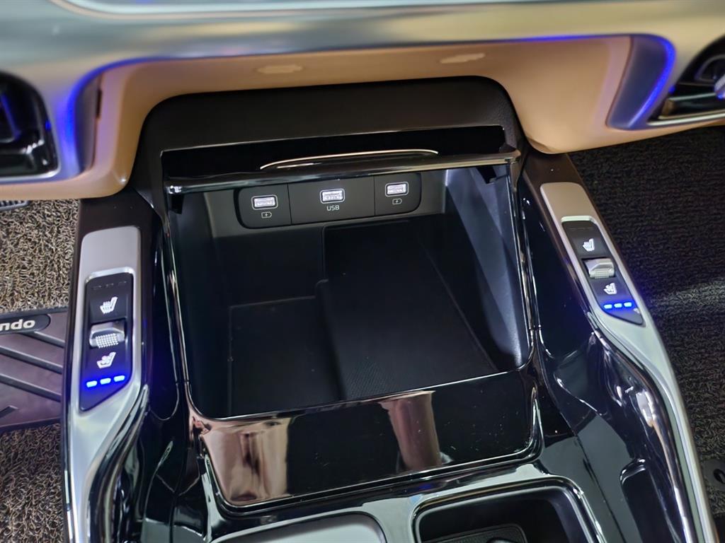 KIA Sorento - Vista 10