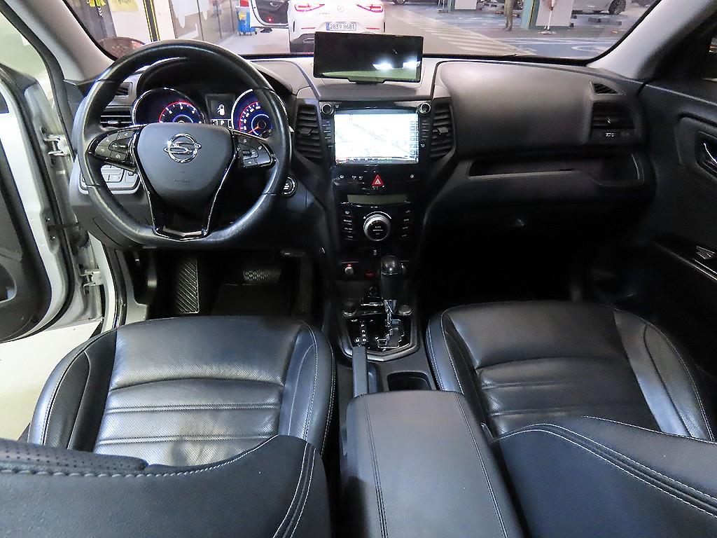 Ssangyong Tivoli - Vista 10