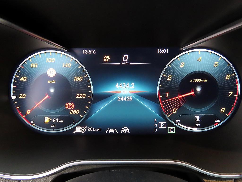 Mercedes Benz GLC Class - Vista 9