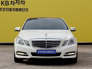 Mercedes Benz E class - Vista 2