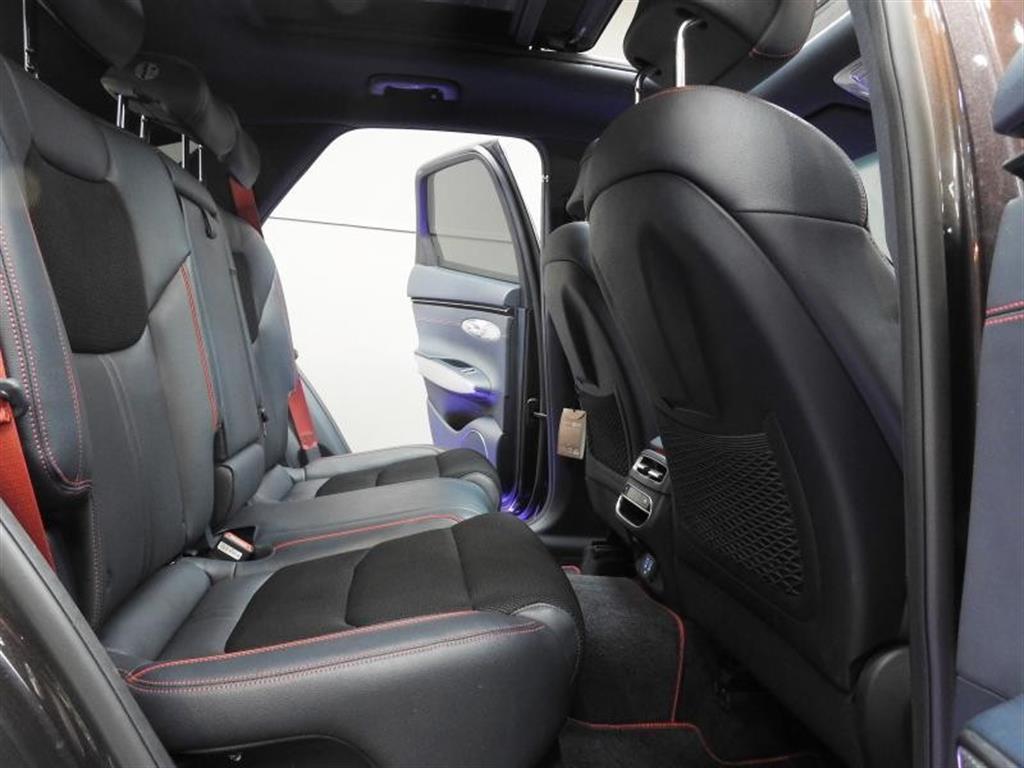 Genesis GV70 - Vista 11