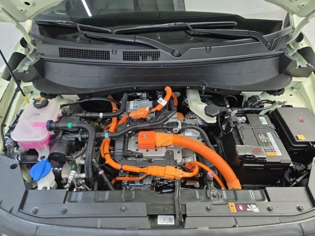 HYUNDAI Casper - Vista 5