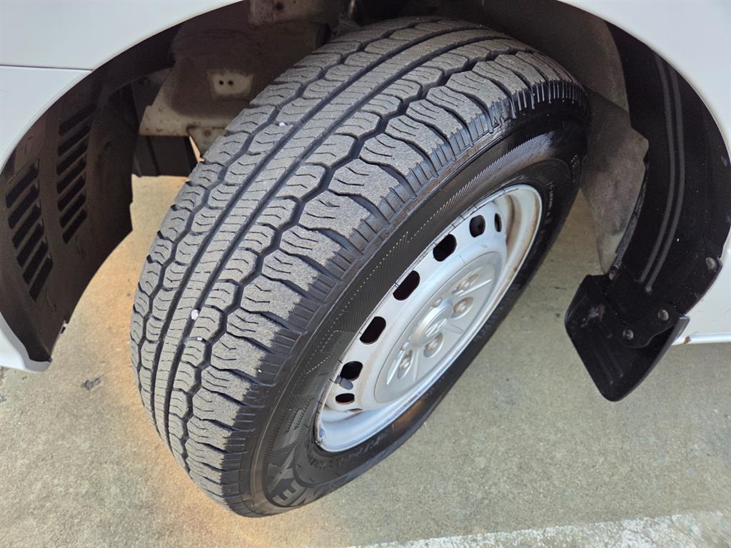 HYUNDAI Starex 2011 Blanco - Importación desde Corea - HF Imports Iquique - Foto 20