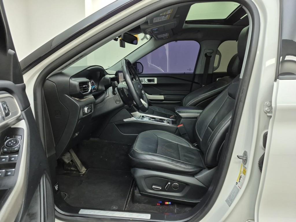 Ford Explorer - Vista 11