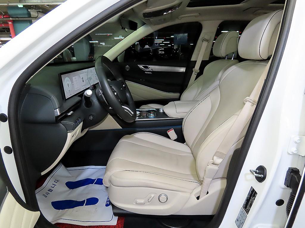 Genesis GV80 - Vista 6